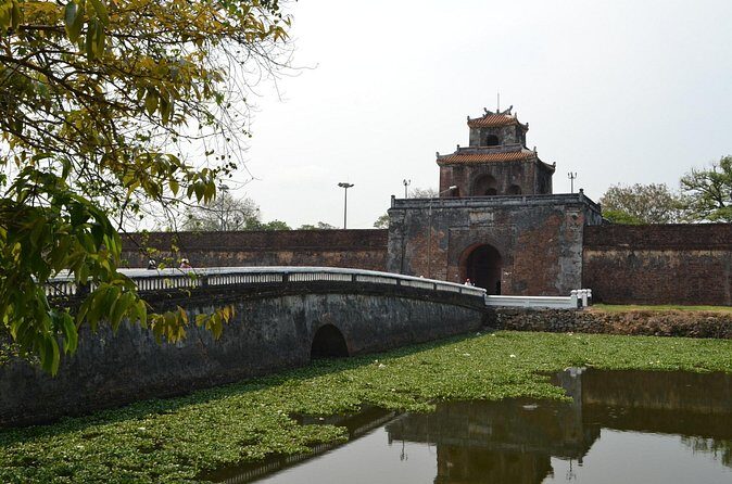 A Glimpse of Hue Tour - Imperial Citadel and Forbidden Purple City: Where Hue’s Power Lives