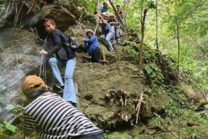 Bach Ma National Park trekking deluxe daily tour from Hue - Getting out of the city fast: the Km12 transfer into the park