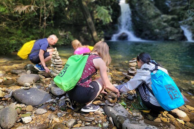 Bach Ma National Park trekking deluxe daily tour from Hue - Do Quyen Waterfall: the swim and the steep step problem
