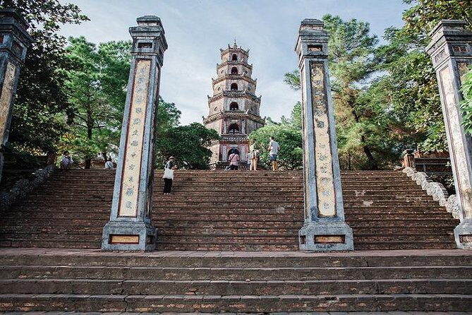 Chan May Port to Hue, Hoi An or Golden Hand Bridge of Bana Hills - Ba Na Hills Cable Car and the Golden Hand Bridge Reality Check