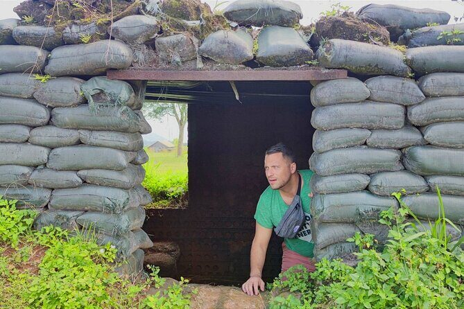 DMZ TOUR HUE - Deluxe group tour full day - Break time and the rhythm of a timed schedule