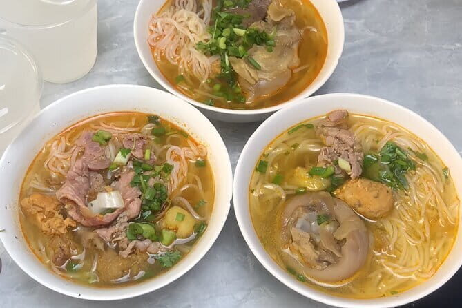 E biking Night Street Food Tour with Local Guide - Stop-by-Stop: What You’ll Actually Eat (and Why It Matters in Hue)