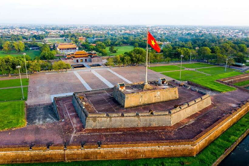 From Da Nang/Hoian/Hue: Hue Imperial City Full-Day Tour - Khai Dinh Royal Tomb: where styles clash in stone