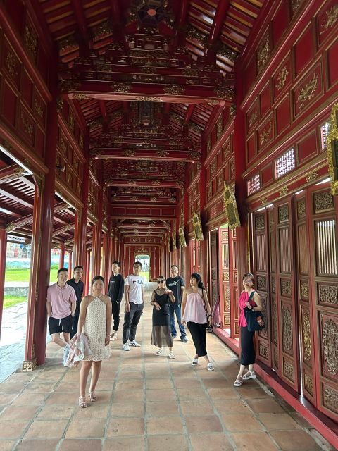 From Da Nang: Private Hue explore, English speaking driver. - Booking tip: how to use the driver to improve your day