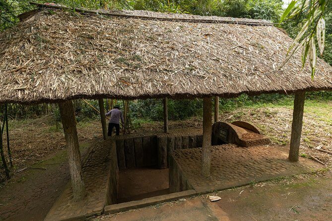 From Hue: DMZ Vinh Moc Tunnels and Khe Sanh - Deluxe Group Tour - Included lunch and A/C: small comforts that matter on heavy days
