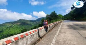 From Hue: Hoi An Guided Bus Tour with 4 Sightseeing Stops - Thanh Toan Bridge: the tiled bridge stop that feels local