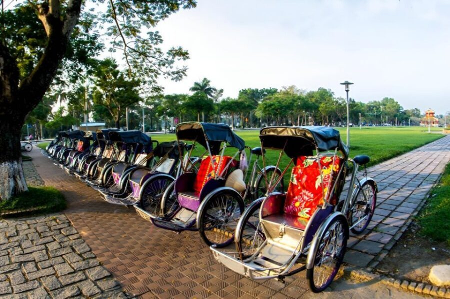 From Hue: Hue Evening Foodie Cyclo Tour. - Stop-by-stop: the Hue flavors you’ll want room for
