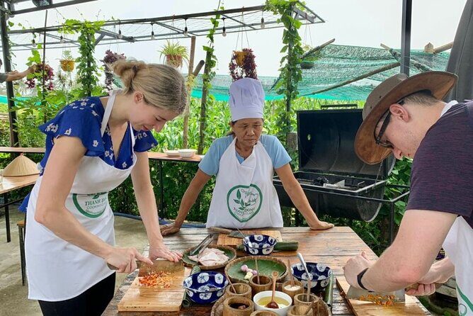 Home Cooking Class in Hue City - The Warm Welcome: English Chef + Family Conversation