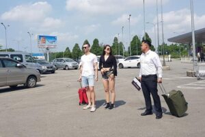 Hue Airport to City Center - Hue Airport Transfer - Car comfort on the way into Hue: AC, Wi‑Fi, water, and luggage space