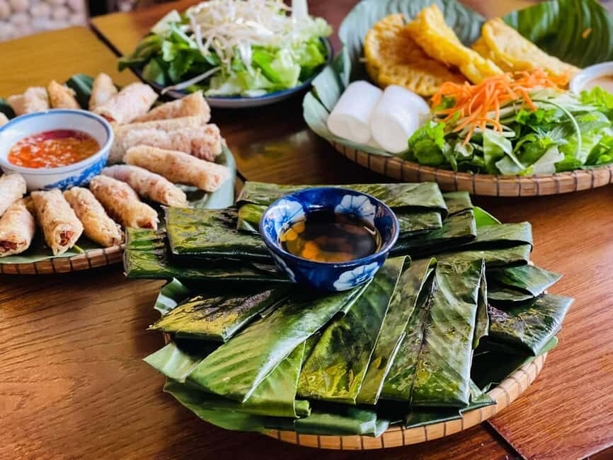 Hue City: Cyclo, Market Tour & Cooking Class at Madam Thu - Herbal Foot Bath at Madam Thu: It’s Relaxing, and It Fits the Rhythm