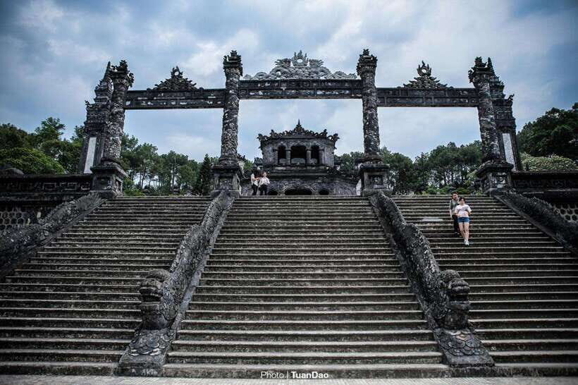 Hue City Full-Day Tour with Dragon Boat Trip & Lunch - A full-day route that links river, fortress, and tombs