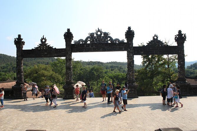 Hue City Full-Day Tour - Start at 8:00: dragon boat to Thien Mu Pagoda