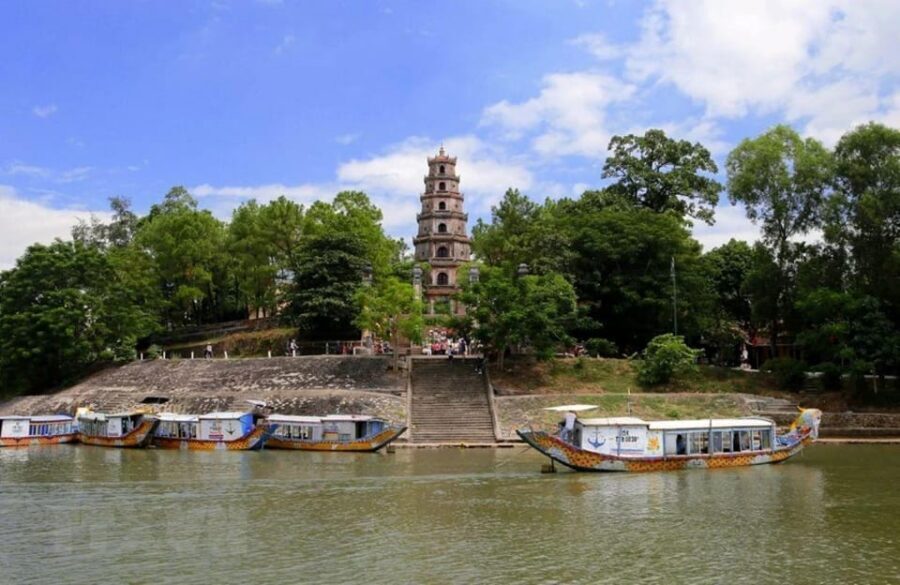 Hue : City Highlights Full Day Tour with Lunch - Ancient Hue garden houses: a quick look at traditional domestic life