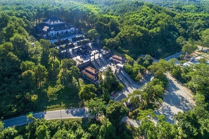 Hue City Tour then transfer to Hoi An or Da Nang by Private Car - Hue Imperial City: UNESCO Walls and What to Look For