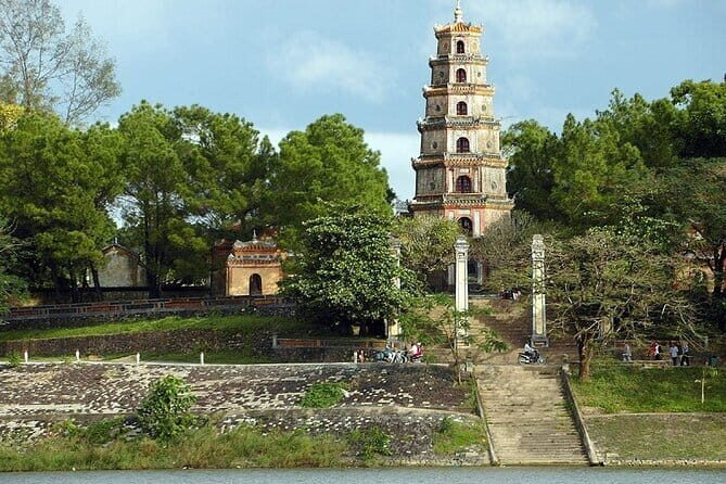 Hue City Tour then transfer to Hoi An or Da Nang by Private Car - Khai Dinh Tomb: Lavish Details in a Small Area