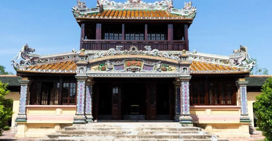 Hue Customizable Tour with Imperial Citadel & Forbidden City - Nine Holy Cannons to Ngọ Môn: the Imperial entrance story