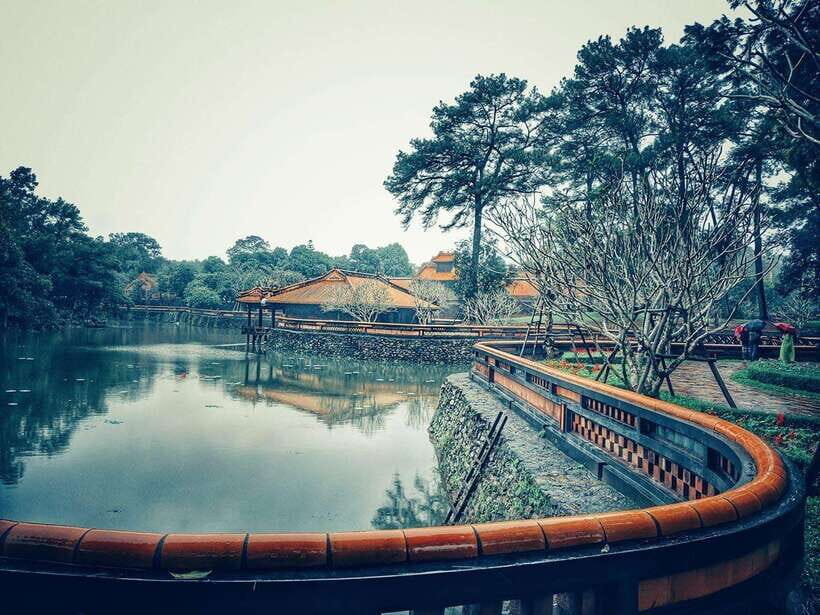 Hue Customized Sightseeing – Private Day Tour & Chauffeur - Thuy Xuan Hue incense village: watch 700-year-old craft work