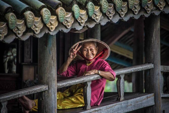 Hue Cycling Tour To Thanh Toan Bridge - Family temples and ancestor worship: what you actually learn