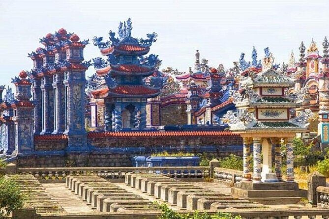 Hue - Danang - Hoi An: Private Car via Hai Van Pass and More - Ba Na Hills: the cable car ride and Golden Hand Bridge (and why a guide helps)