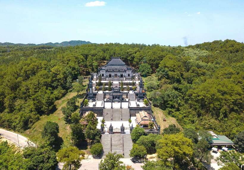 Hue :Exploring Royal City with Multi Options and Dragon Boat - Why Hue’s Nguyen Dynasty Circuit Feels So Practical