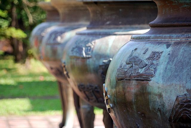 Hue Half-Day Tour with Boat Trip and Sightseeing - Dress code, shoes, and on-the-ground tips