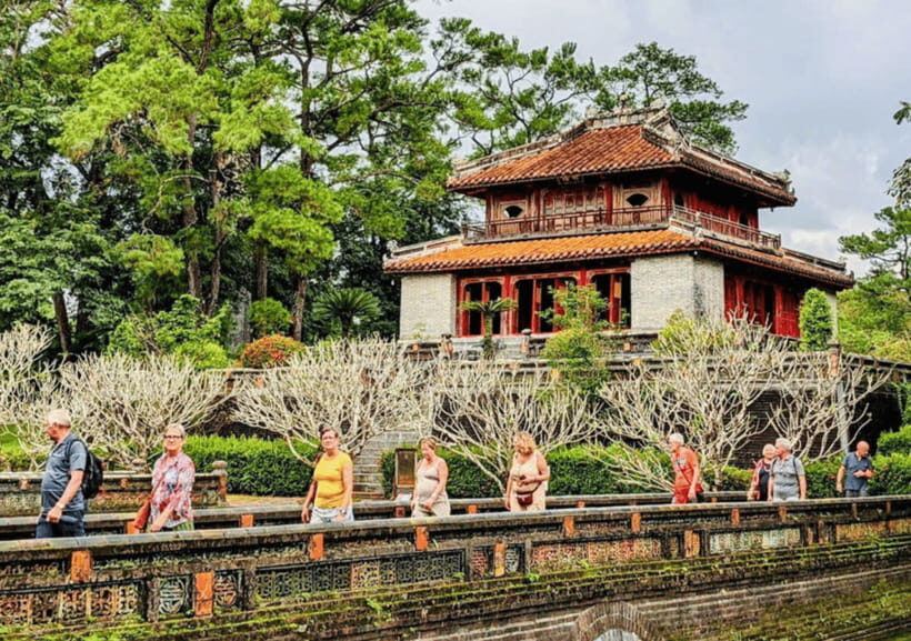 Hue Imperial Citadel, Tombs, Perfume River Boat Tour & Van - Who This Tour Suits Best (and Who Should Skip It)