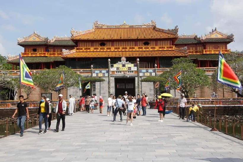 Hue: Imperial City, Royal Tombs, Pagoda & Dragon Boat Tour - Minh Mang Tomb: The Emperor’s Afterlife as a Working World