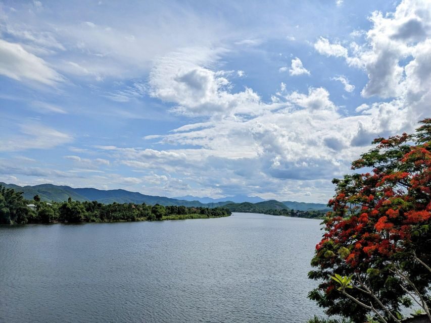 Hue Imperial City Sightseeing Full-Day Trip From Hue - The Perfume River Dragon Boat Ride to Thien Mu Pagoda