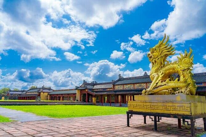 Hue Imperial City Walking Tour 2.5 Hours - Nine Holy Cannons: power and ceremony in the same space