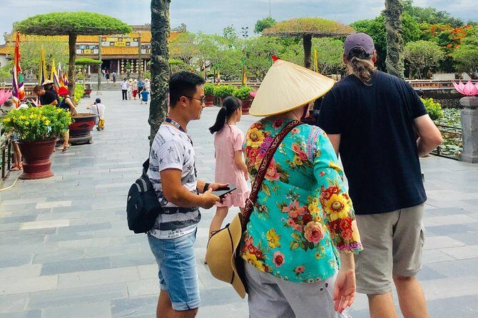 Hue Imperial City Walking Tour: Citadel & Forbidden City - Guides make the difference: what to look for