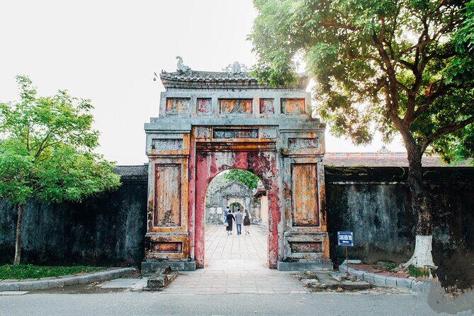 Hue Imperial City Walking Tour (Kids Half-Price) - Nine Dynastic Urns and the Purple Forbidden City Maze