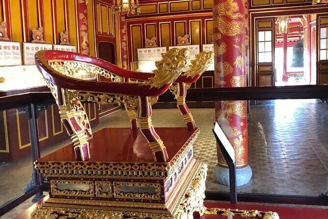 Hue Imperial City Walking Tour maximum 12 pax - The ceremonial route: from Flag Tower to the Noon Gate