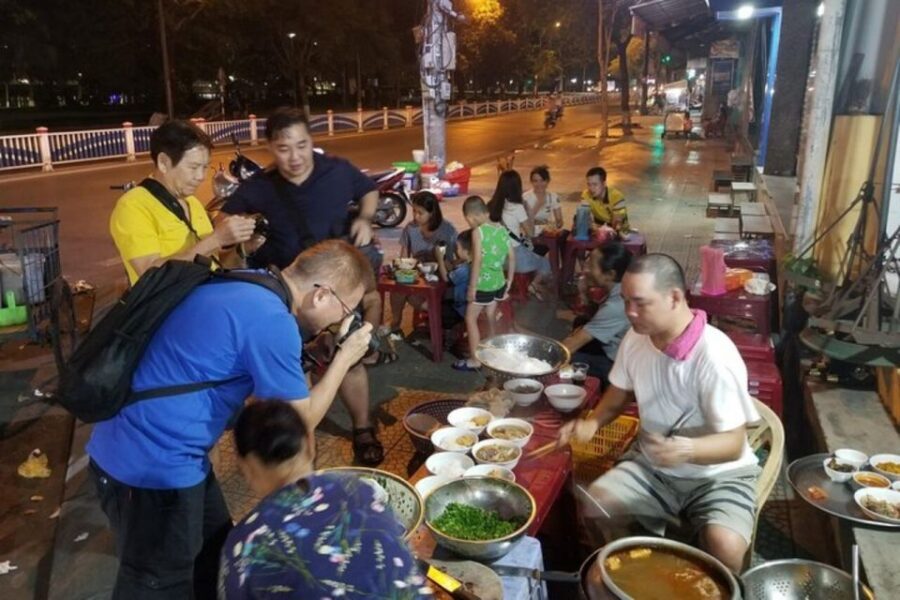 Hue: Night Street Food Tour by Cyclo with a Local Guide - Bun bò Huế: the bowl that ties the tour together