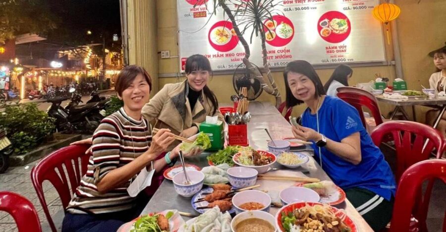 Hue: Night Street Food Tour by Cyclo with a Local Guide - The 4-hour route: pickup, multiple stops, and the Truong Tien Bridge finish