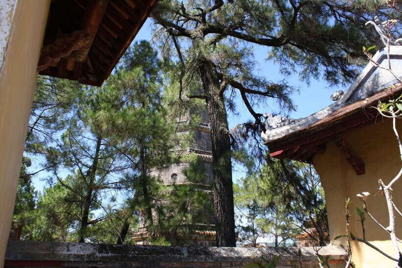 Hue: Perfume River Cruise with Thien Mu Pagoda & Tombs - Key highlights to look for