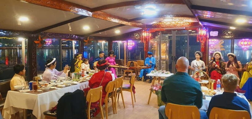 Hue: Perfume River Dinner Cruise with Traditional Show - Price and Value: Why This $15 Dinner Cruise Can Work