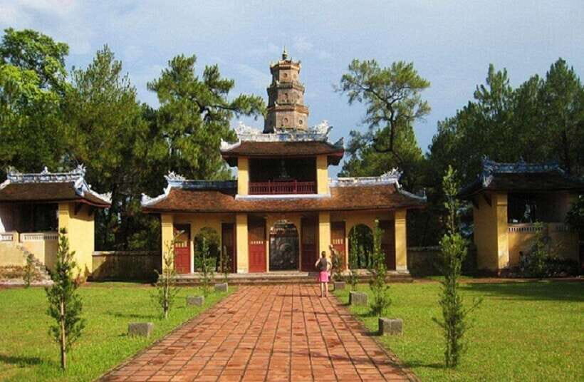 Hue: Private Dragon Boat, Pagoda, and Royal Tomb Tour - Key highlights at a glance
