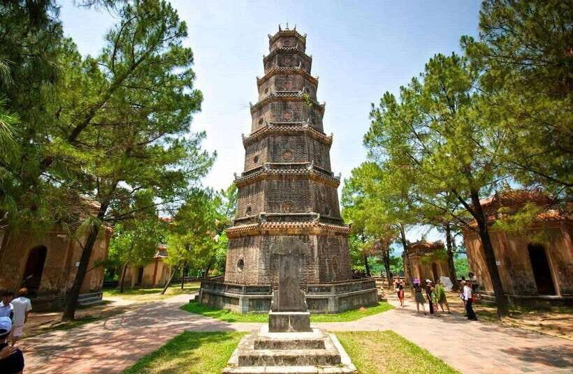 Hue: Private Dragon Boat, Pagoda, and Royal Tomb Tour - Imperial City context: where the tombs make more sense