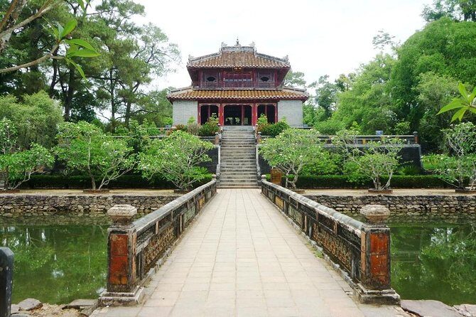 Hue Private Guided Tour: 5 Must-See Places - Hue’s Imperial Stars, Packed Into 5 to 7 Hours