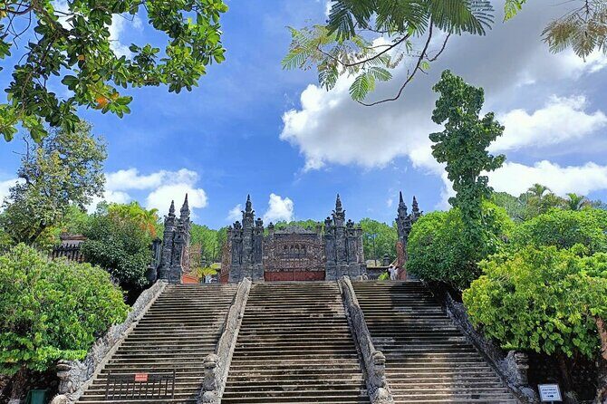 Hue Private Guided Tour : Citadel, Royal tombs, Thien Mu pagoda - What you’ll remember most