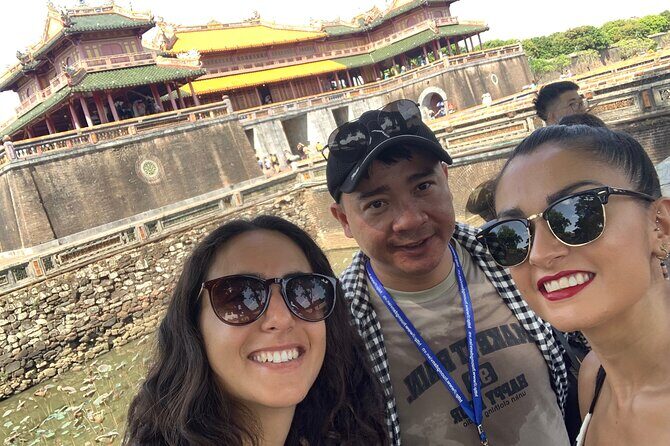 Hue Private Guided Tour : Citadel, Royal tombs, Thien Mu pagoda - Thien Mu Pagoda: the calm counterpoint in the middle of the day