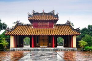 Hue private guided tour to royal Tombs and Thien Mu Pagoda - Stop 1: Minh Mang Mausoleum and the Look of Formal Power