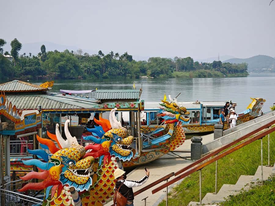 Hue: Private Guided Tour to Royal Tombs & Hue Imperial City - Minh Mang Tomb complex: ornate gates, courtyards, and calm lakes