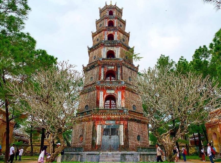 Hue : Royal Tombs- Thien Mu Pagoda- Dragon Boat Private Tour - Thien Mu Pagoda: Hue’s oldest pagoda, and why it matters