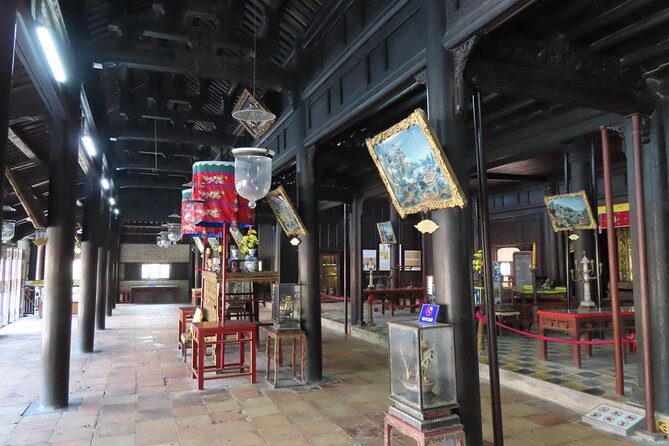 Hue Royal Tombs Tour- 3 Most Beautiful Tombs Of Nguyen Dynasty - Guide Style, Timing, and Staying Comfortable for 4 Hours