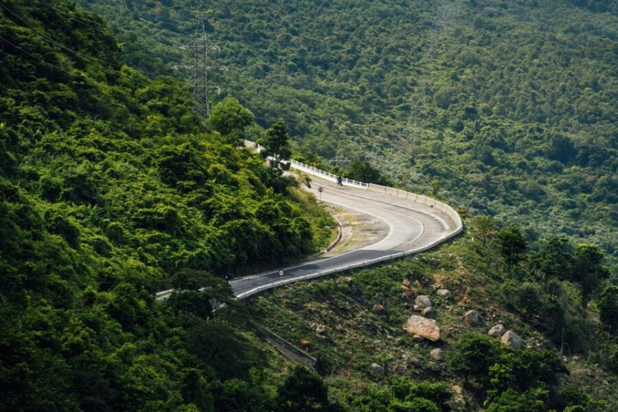 Hue to Hoi An by bus: Hai Van Pass, Lang Co, Marble mountain - Hue to Hoi An by bus: how sightseeing beats pure transit