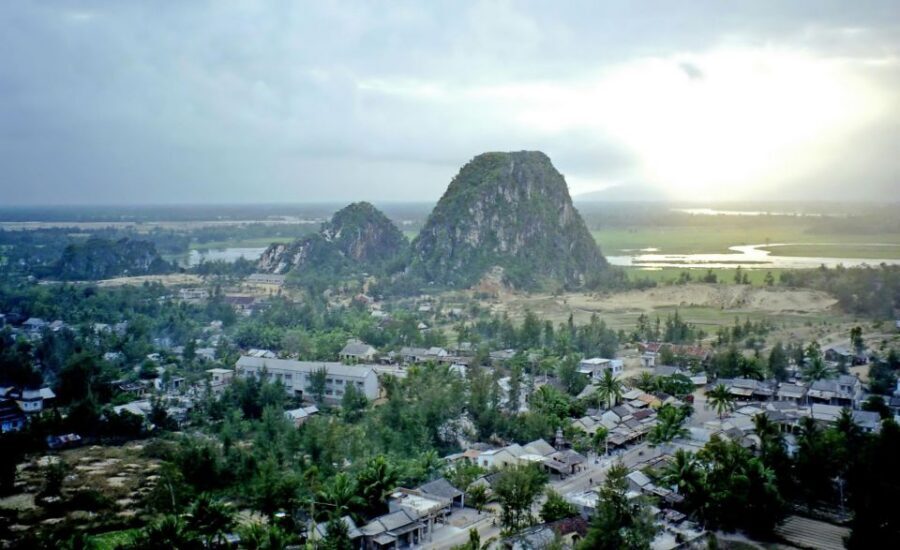 Hue to Hoi An by bus: Hai Van Pass, Lang Co, Marble mountain - English guide support: what you gain besides transportation