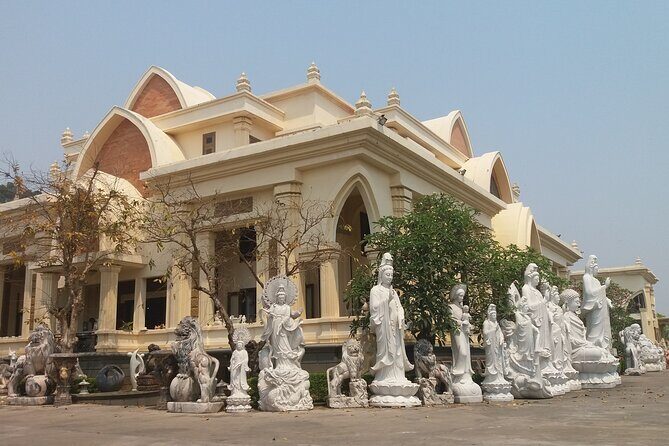 Hue to Hoi An by Private Car via City of Ghost, Monkey Mountain - From Hue Hotel to Hoi An Old Town Without the Stress
