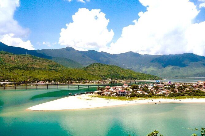 Hue to Hoi An by Private Car with Sightseeing Stops - Lap An Lagoon Stop: Oyster Farms and Big Water Views Near Lang Co