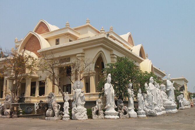 Hue to Hoi An by Private Car with Sightseeing Stops - Hai Van Pass: The Coastal Road You Actually Want to Drive
